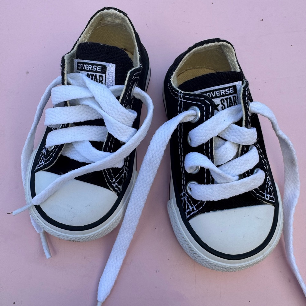 Converse Chuck Taylor All Star Lo Sneaker - Baby size 3 - Black